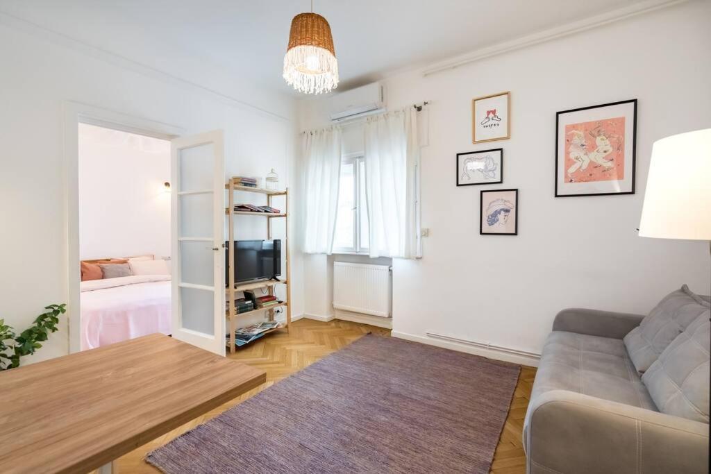 Downtown Cozy Apartment Old Town Bucarest Esterno foto